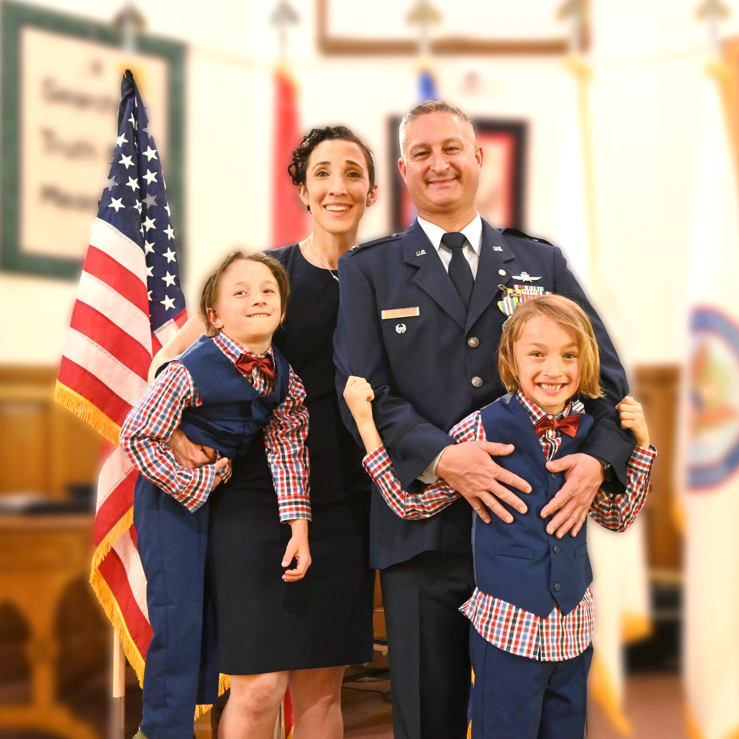 https://kellyaperry.com/wp-content/uploads/sites/3/2025/06/family_pic2-scaled.jpg
